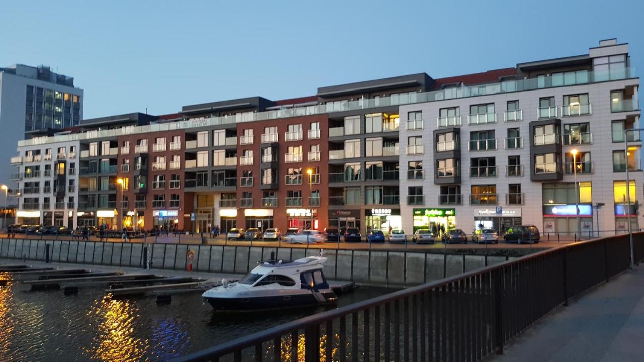 Waterlane W Oknami Na Rzeke - Marina View - Comfy Apartments Gdansk Exterior photo